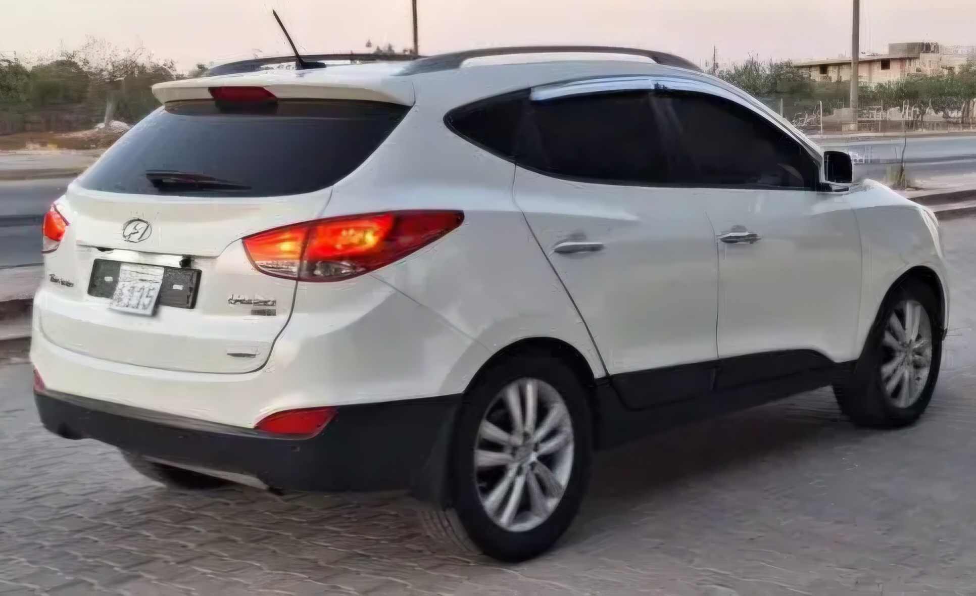 Hyundai ix35 - Thumbnail 3
