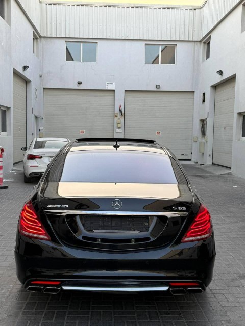 Mercedes-Benz S63 AMG - Thumbnail 2